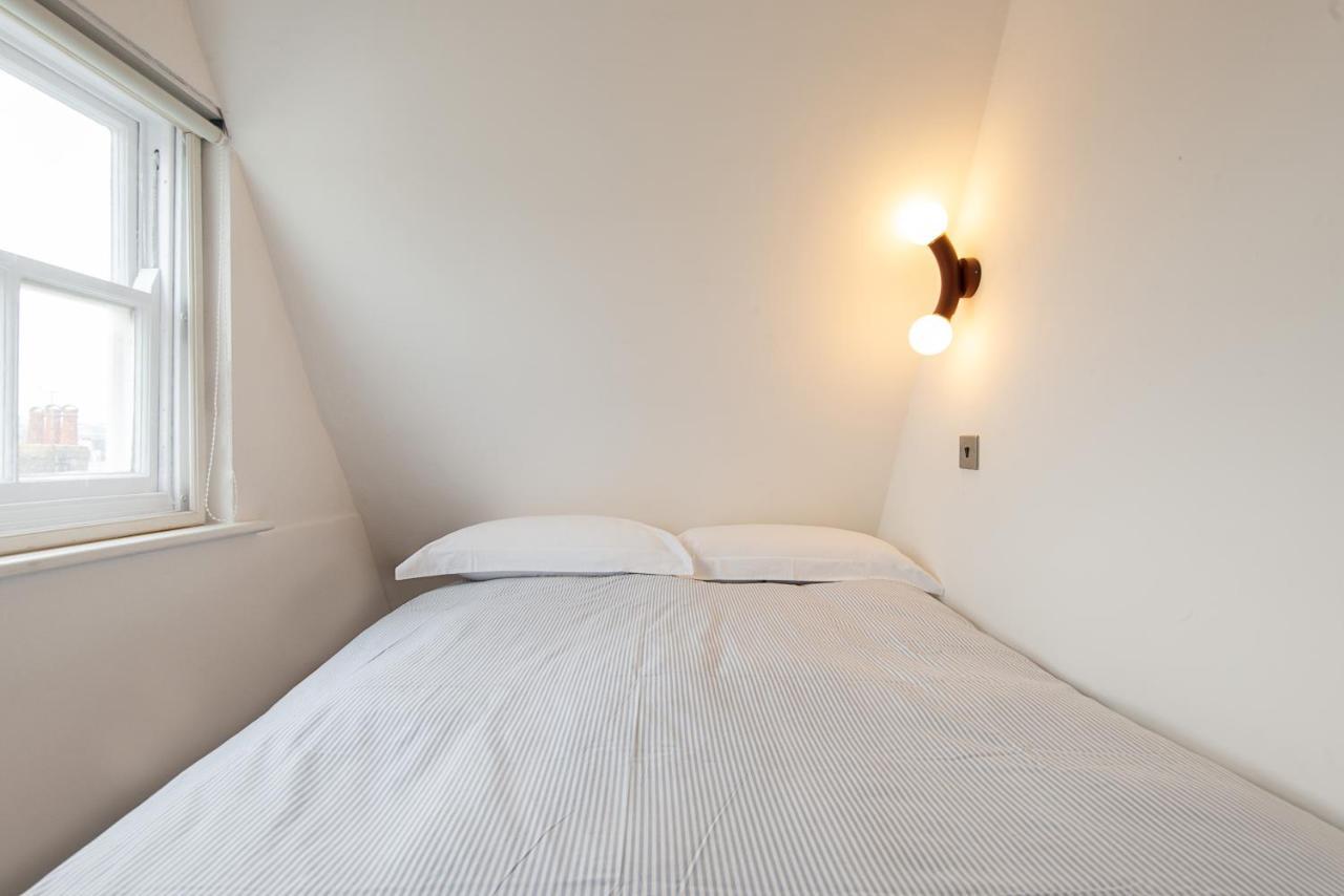 Newly Renovated Central One-Bedroom, 99 Steps To The Sea Brighton Exterior photo
